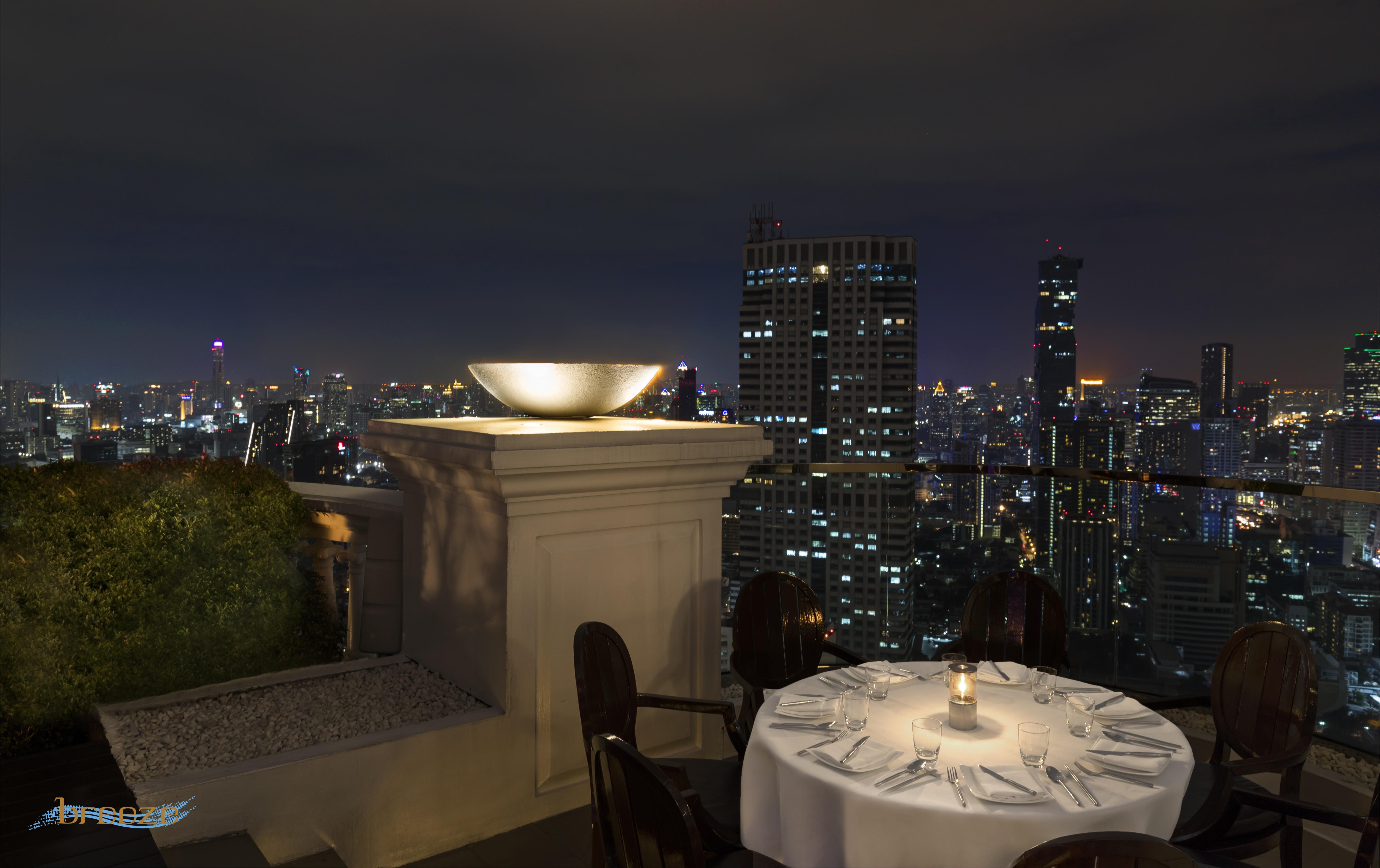 Lebua At State Tower Hotel Банкок Екстериор снимка View from the restaurant
